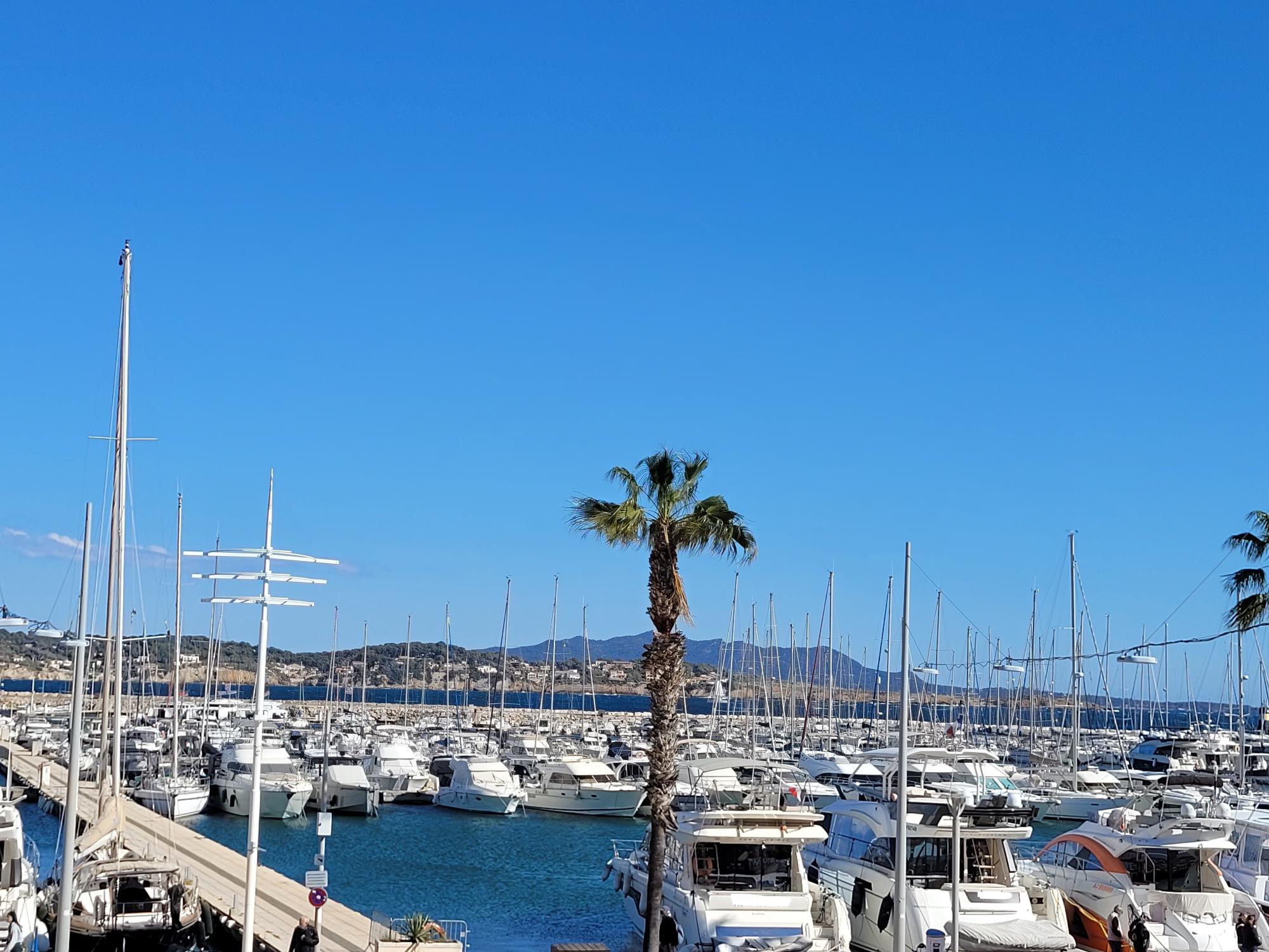 Port Plaisanciers et Professionnels - Nautisme Assurance bateau sur bandol